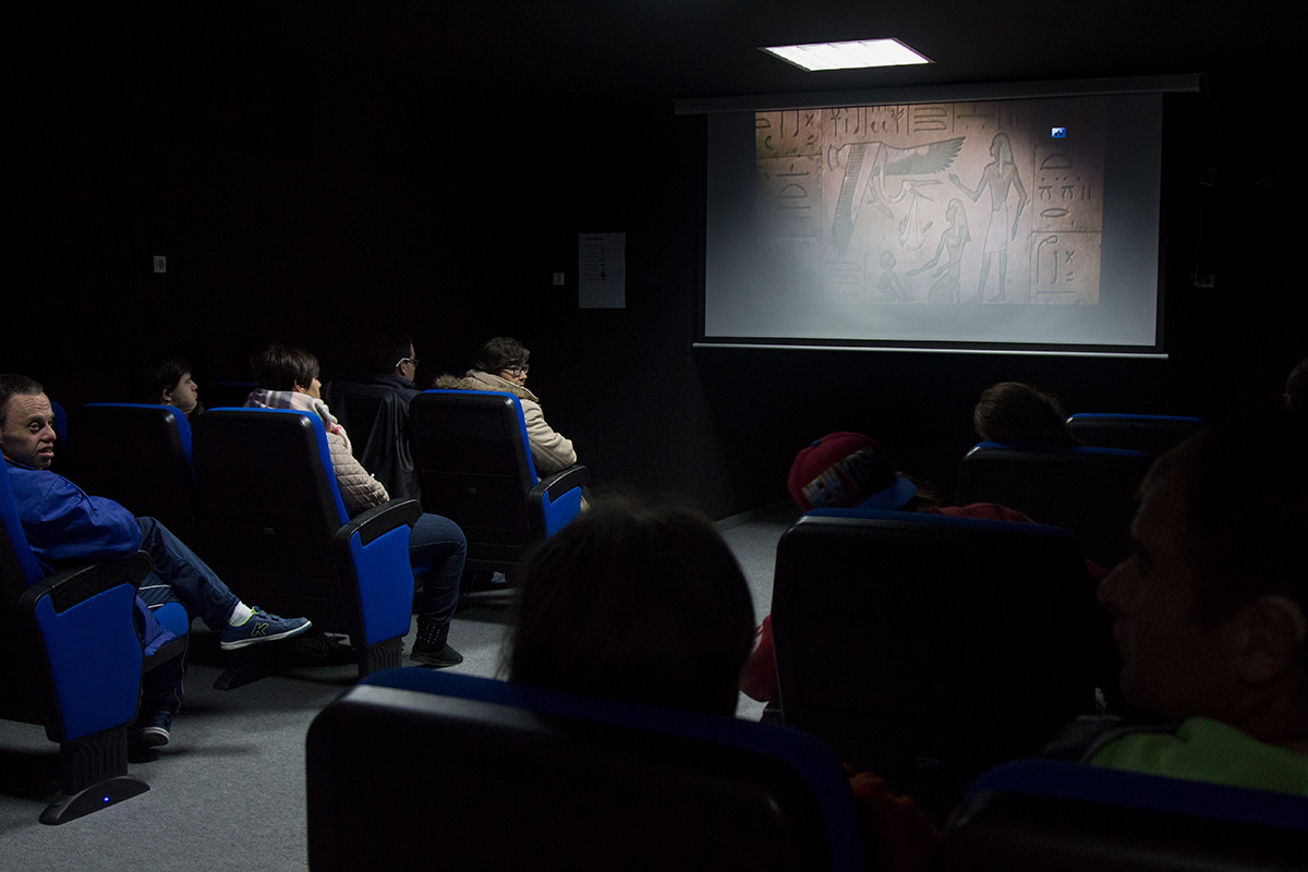 sala de cine para los usuarios